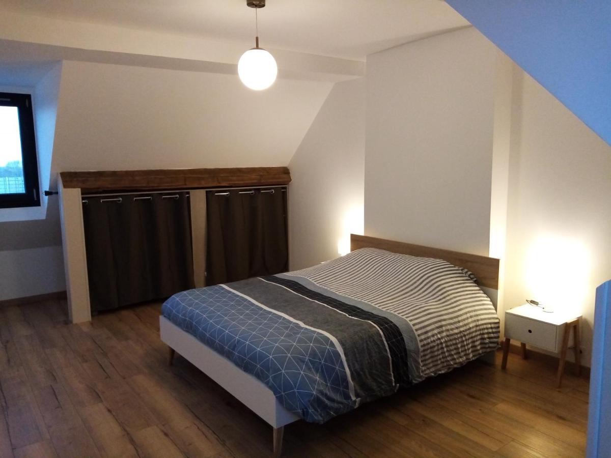 Duplex Agreable Et Spacieux 3 Chb Dont 1 Communicante Vendeville المظهر الخارجي الصورة